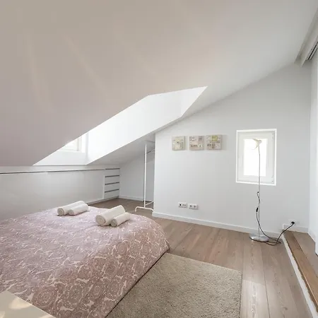 Apartment Charming Tram 28