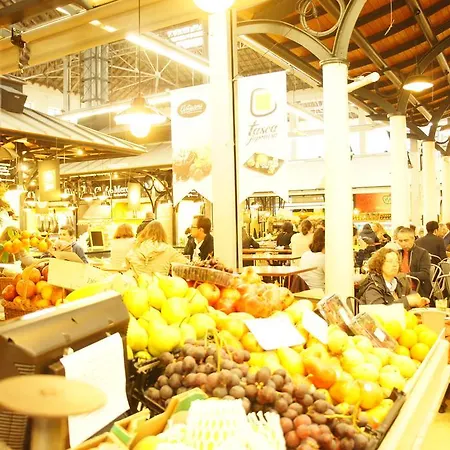 Appartamento Charming Tram 28 *