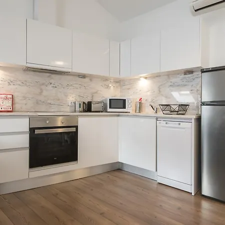 Charming Tram 28 * Lisboa